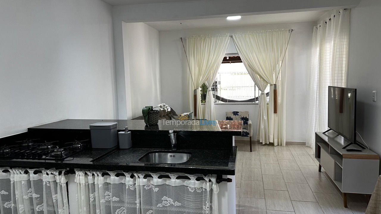 Casa para aluguel de temporada em Florianópolis (Rio Tavares)