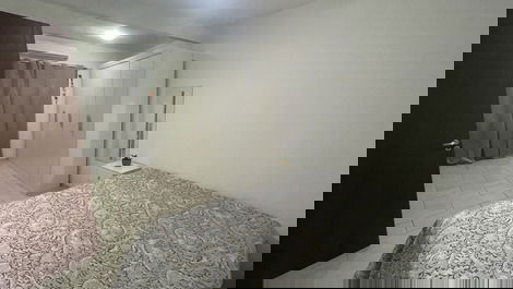 Casa de Praia no Rio Tavares: Família e Natureza