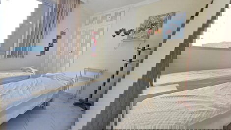 BEAUTIFUL 2 BEDROOM APARTMENT 50 METERS FROM THE BEACH, 1 VG GAR, sleeps 6