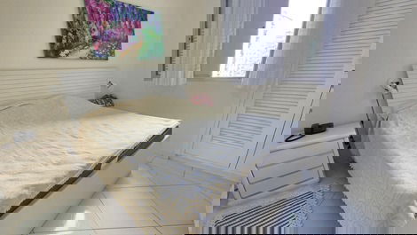 BEAUTIFUL 2 BEDROOM APARTMENT 50 METERS FROM THE BEACH, 1 VG GAR, sleeps 6