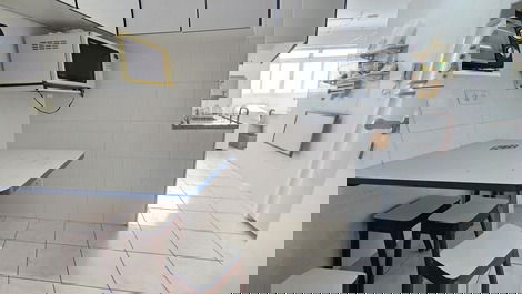 BEAUTIFUL 2 BEDROOM APARTMENT 50 METERS FROM THE BEACH, 1 VG GAR, sleeps 6