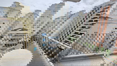 BEAUTIFUL 2 BEDROOM APARTMENT 50 METERS FROM THE BEACH, 1 VG GAR, sleeps 6