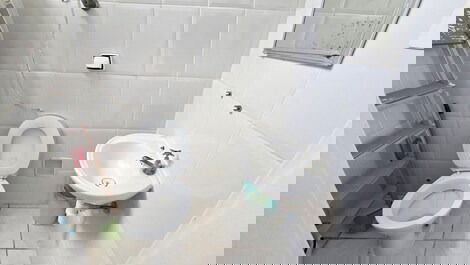 BEAUTIFUL 2 BEDROOM APARTMENT 50 METERS FROM THE BEACH, 1 VG GAR, sleeps 6