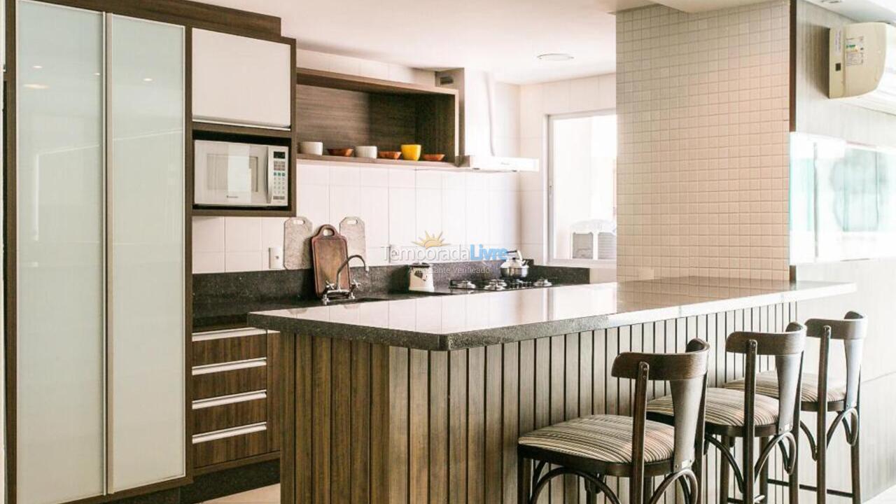 Apartamento para aluguel de temporada em Florianopolis (Praia dos Ingleses)