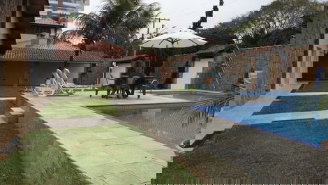 Casa para alugar em Bertioga - Jardim São Lourenço